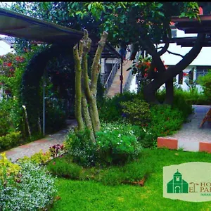hostal-el-parque.hotelsquito.com/